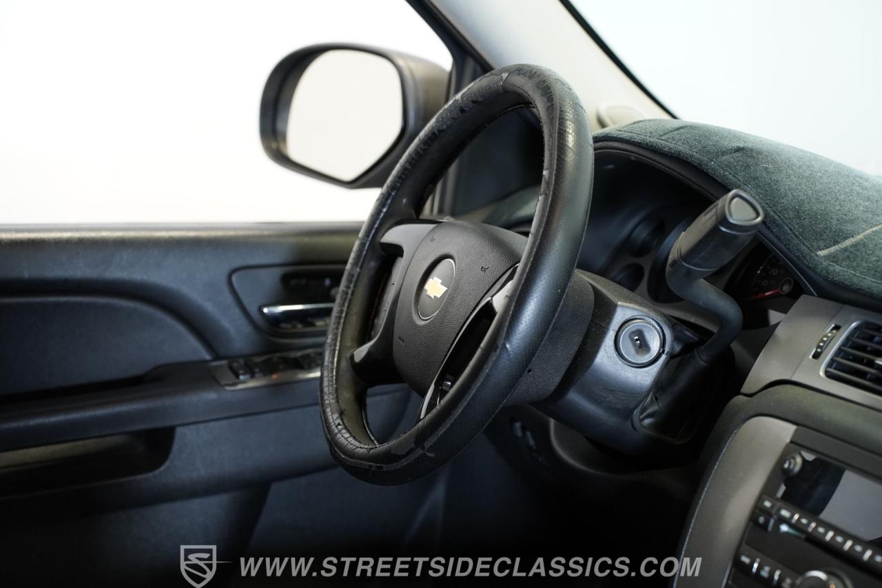 2012 Chevrolet Suburban 2500 4X4