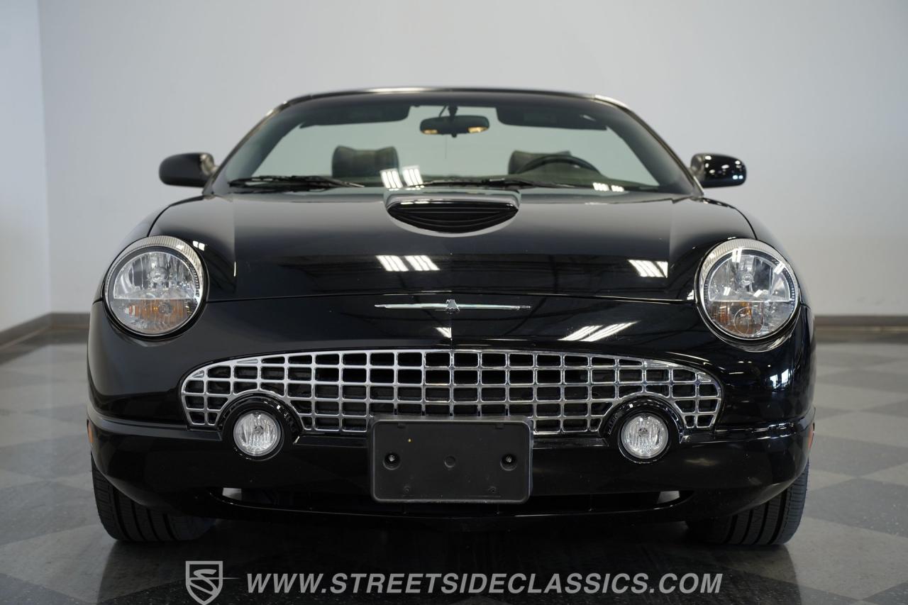 2003 Ford Thunderbird