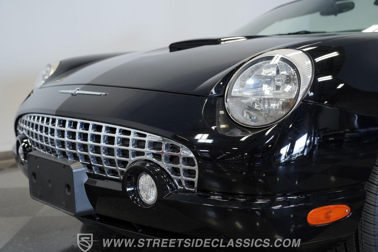 2003 Ford Thunderbird