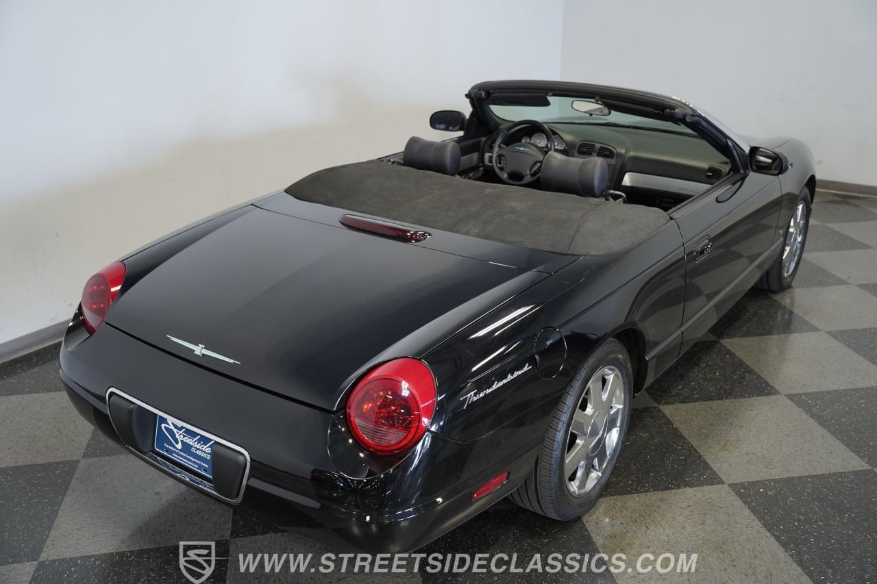 2003 Ford Thunderbird