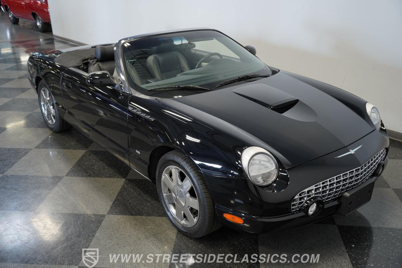 2003 Ford Thunderbird