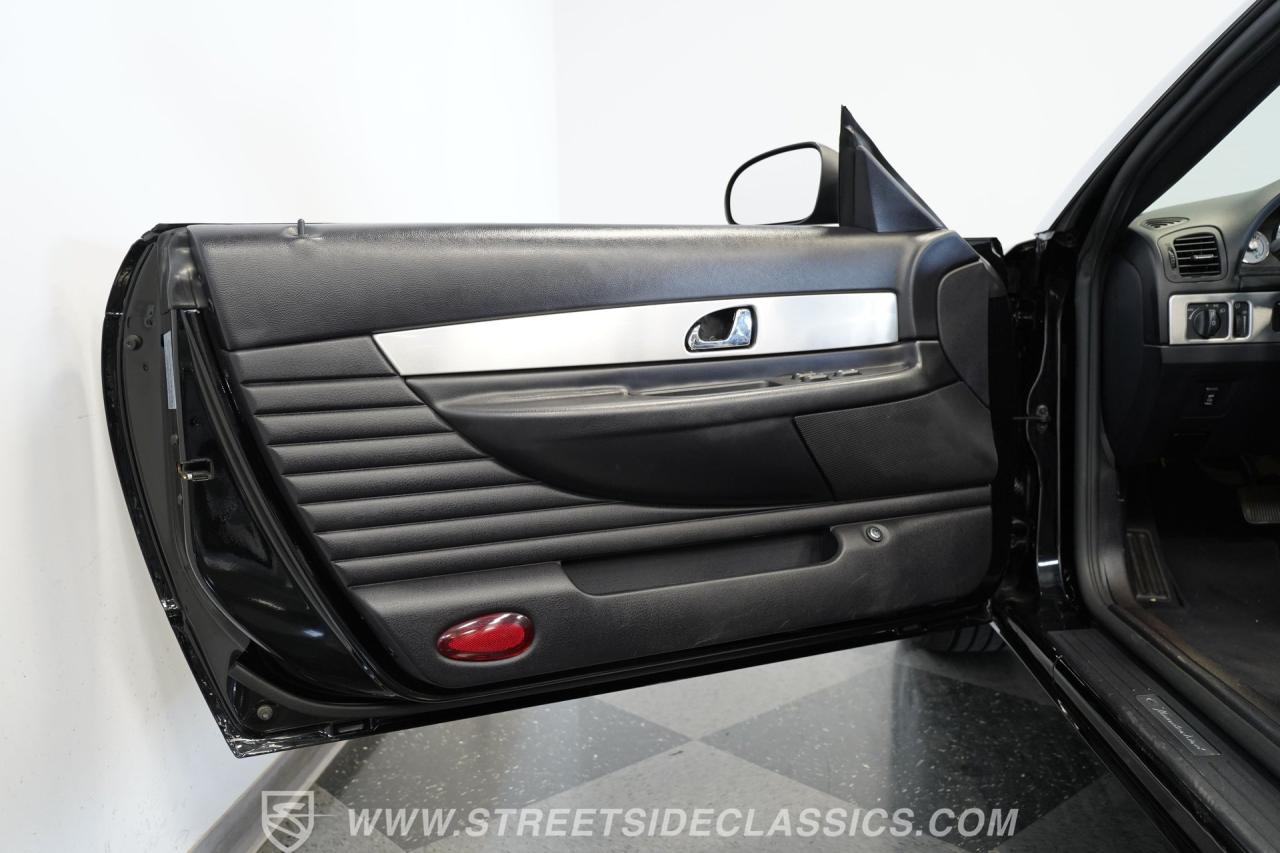 2003 Ford Thunderbird