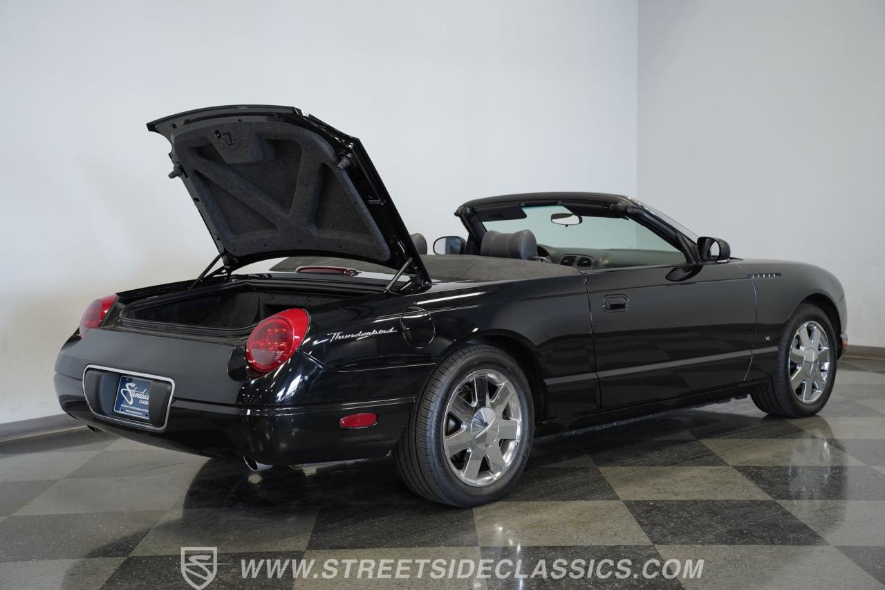 2003 Ford Thunderbird