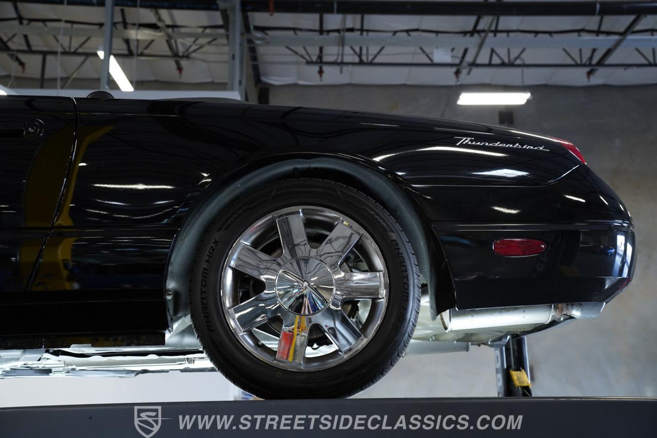 2003 Ford Thunderbird