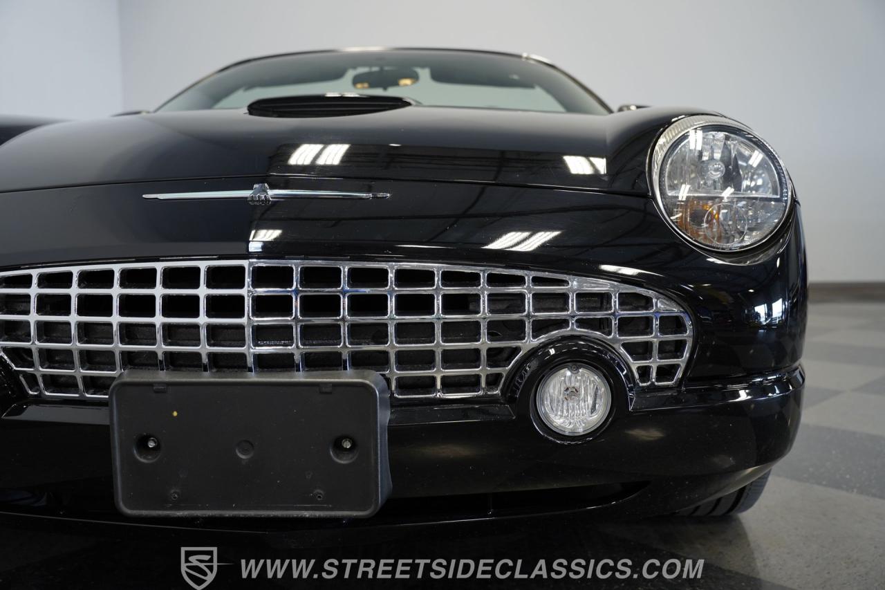 2003 Ford Thunderbird