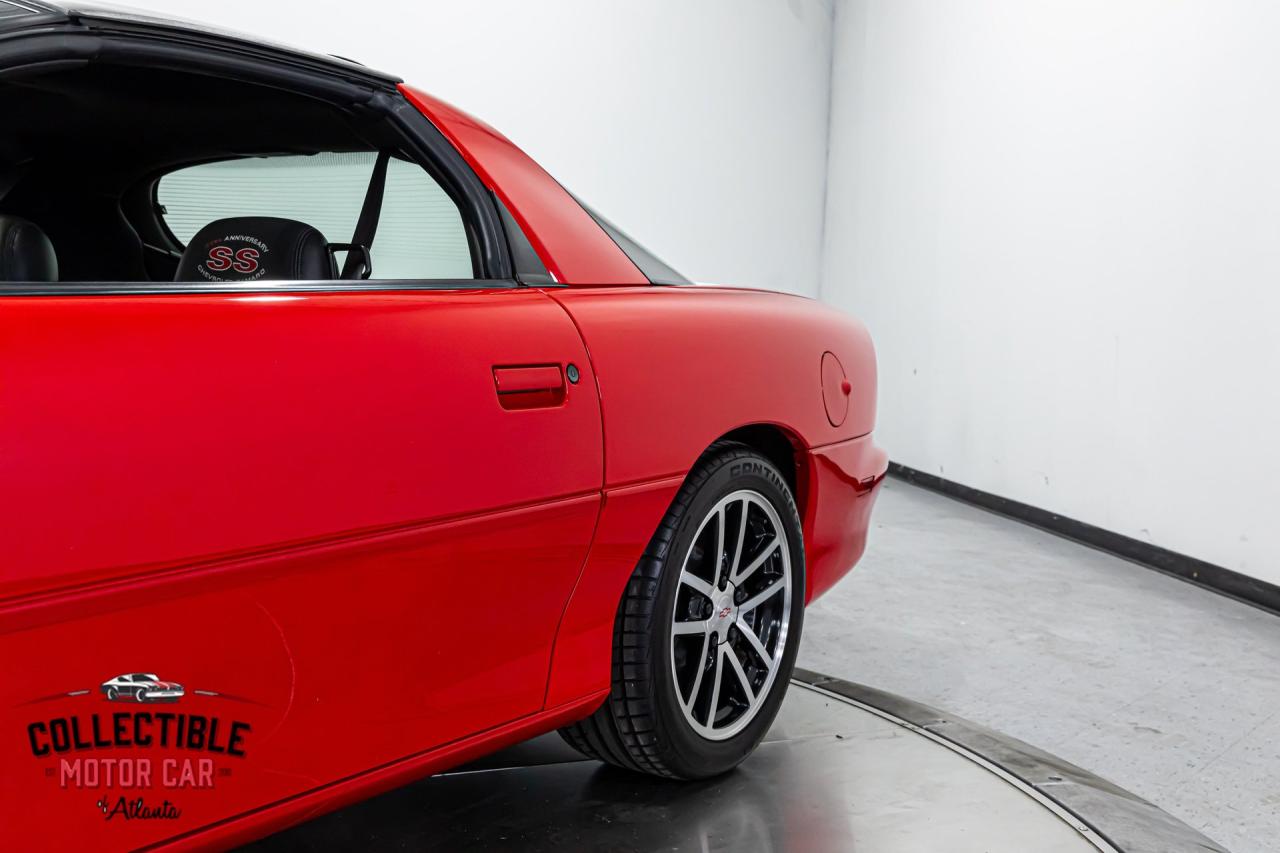 2002 Chevrolet Camaro SS 35th Anniversary