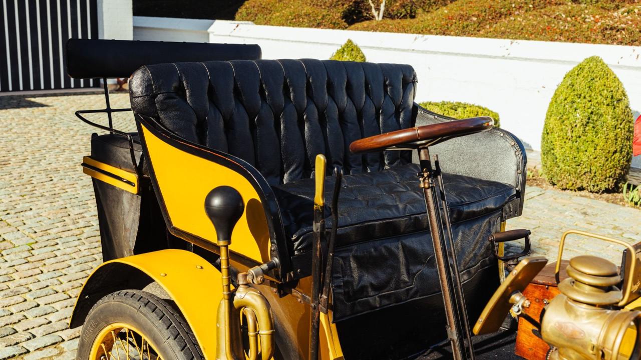 1901 Renault Type D Thrupp &amp; Maberly Four-Seater