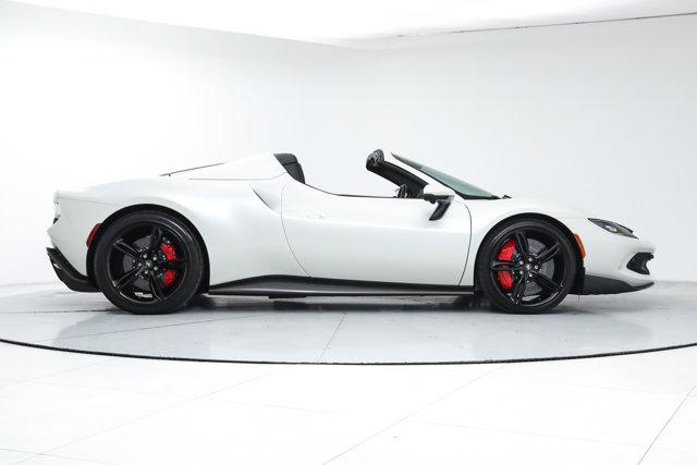 2025 Ferrari 296 GTS