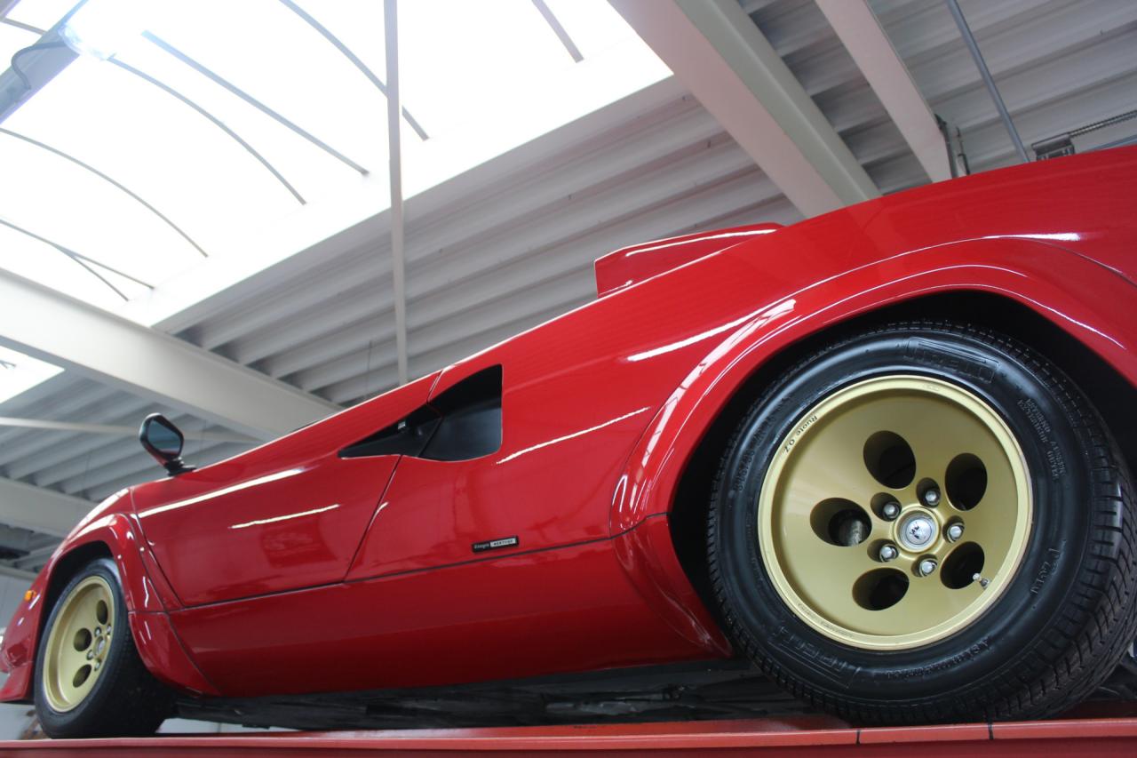 1987 Lamborghini Countach 5000 QV