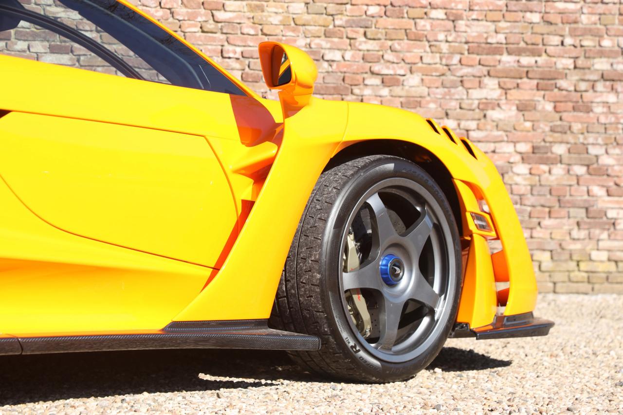 2020 Mclaren Senna LM &ldquo;Papaya Orange with 727 kms&rdquo;