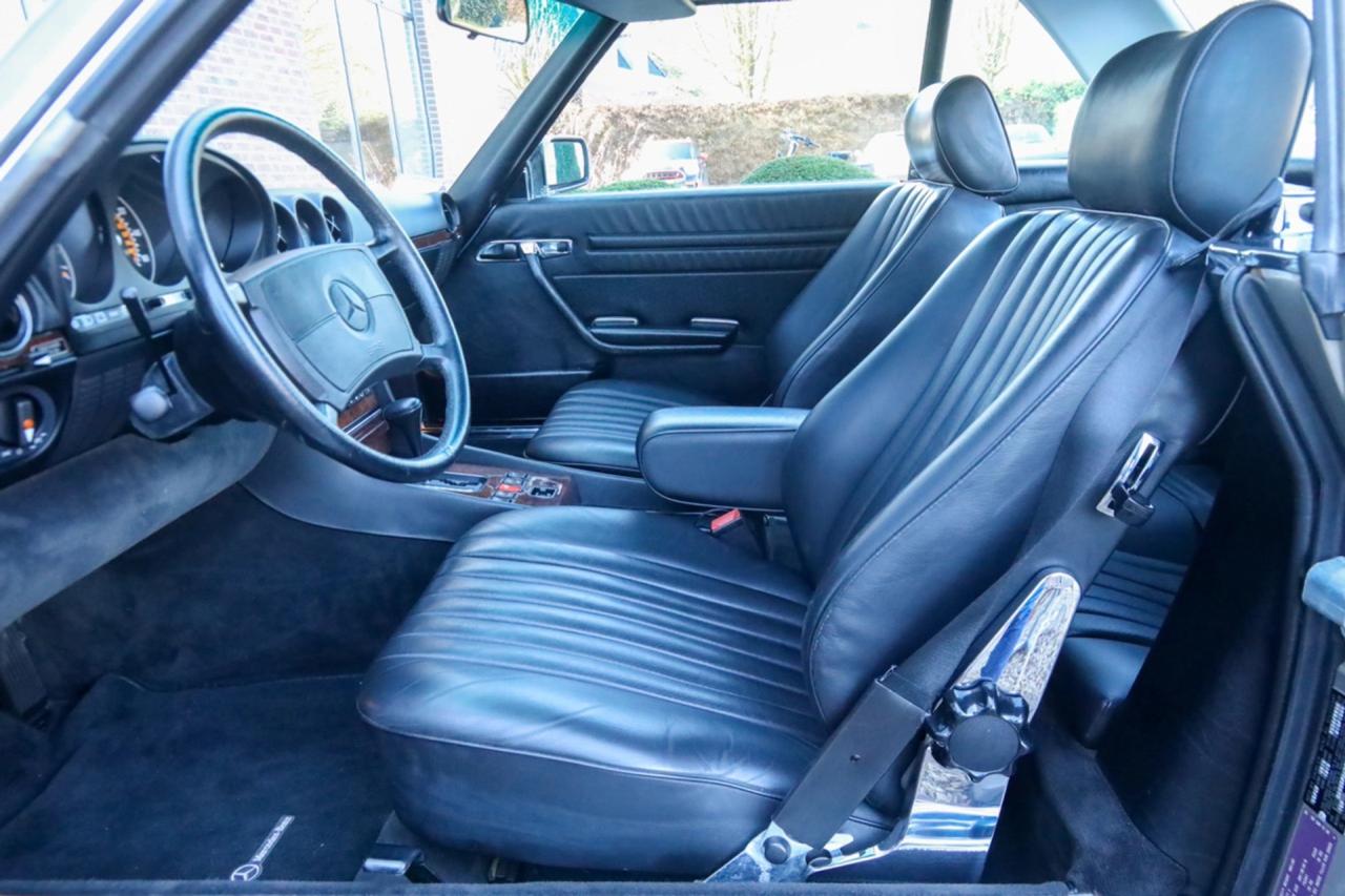 1987 Mercedes - Benz Mercedes Benz 560 SL &ldquo;Less than 31.000 miles&rdquo;