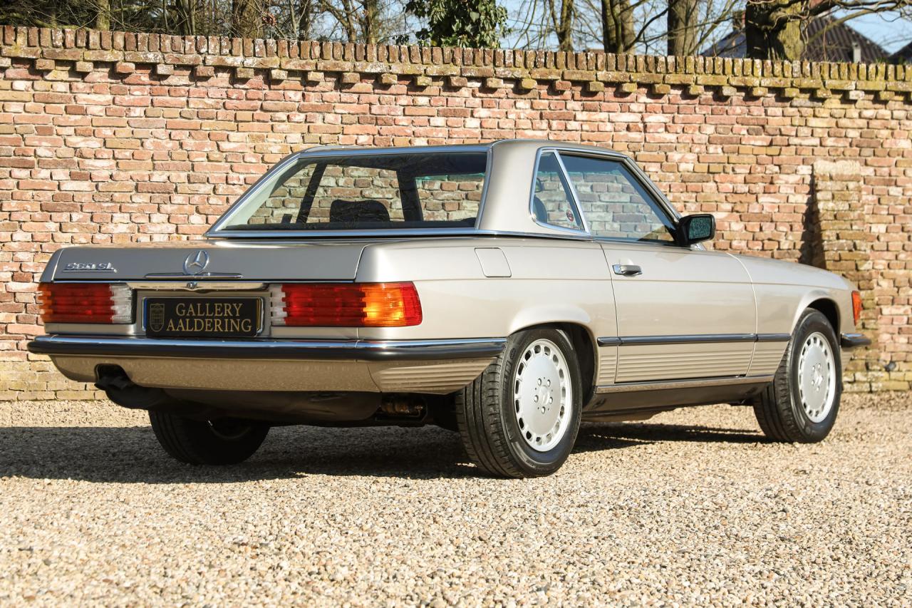 1987 Mercedes - Benz Mercedes Benz 560 SL &ldquo;Less than 31.000 miles&rdquo;