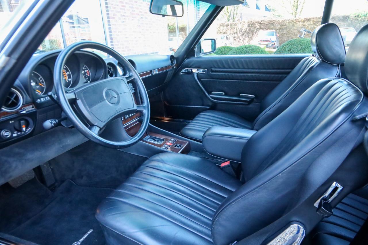 1987 Mercedes - Benz Mercedes Benz 560 SL &ldquo;Less than 31.000 miles&rdquo;