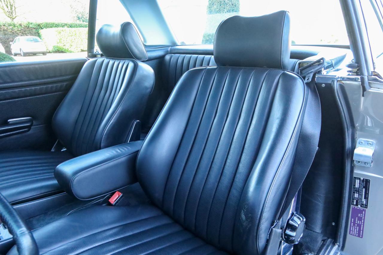 1987 Mercedes - Benz Mercedes Benz 560 SL &ldquo;Less than 31.000 miles&rdquo;