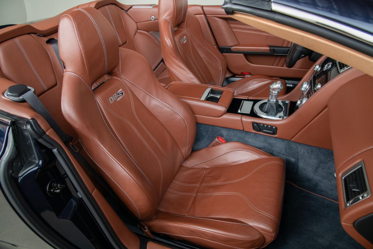 2010 Aston Martin DBS Volante