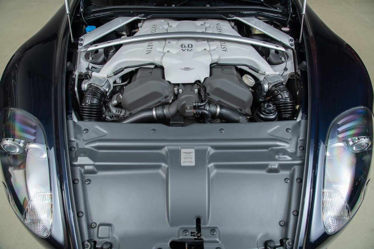 2010 Aston Martin DBS Volante