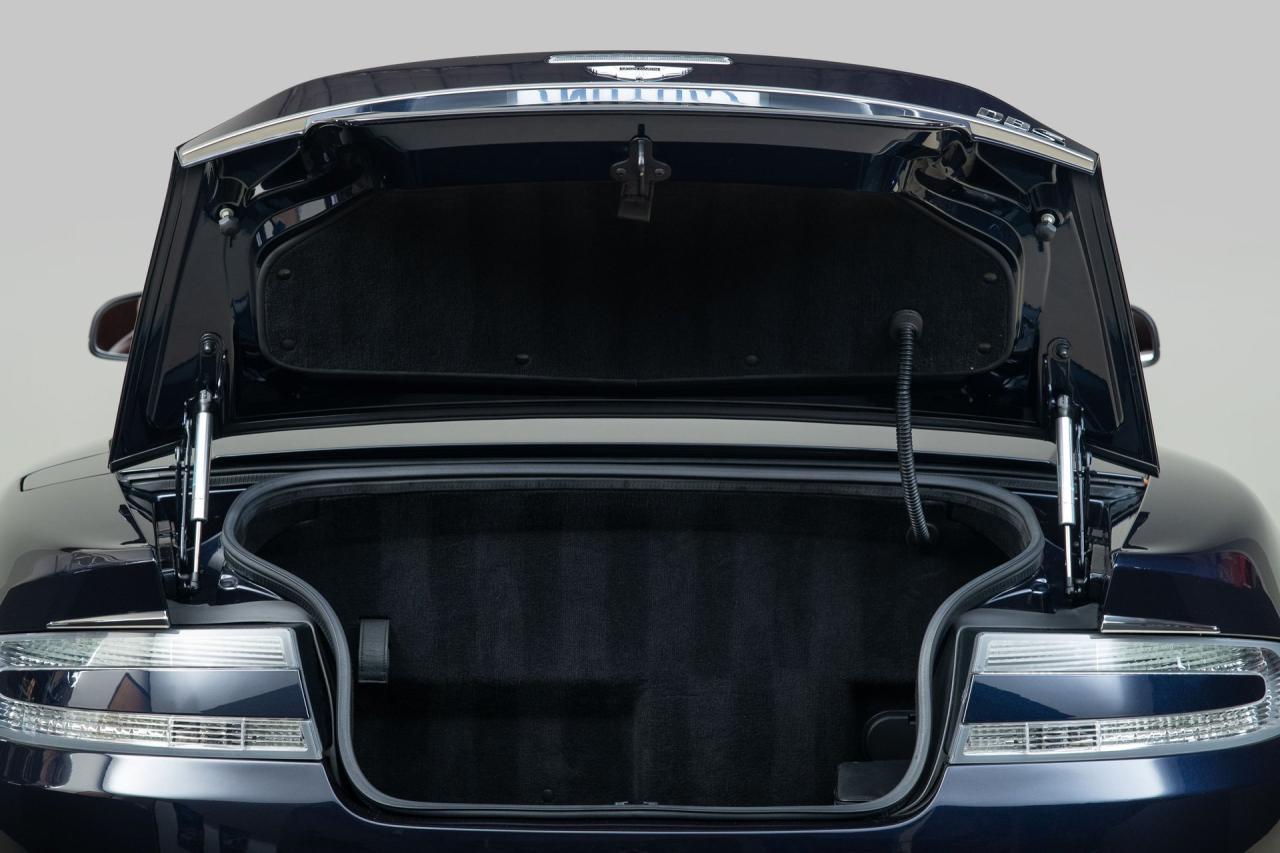 2010 Aston Martin DBS Volante