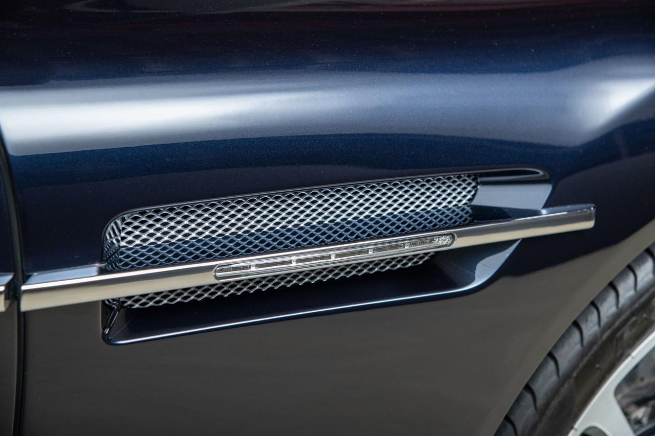 2010 Aston Martin DBS Volante