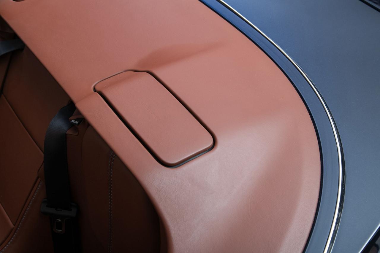 2010 Aston Martin DBS Volante