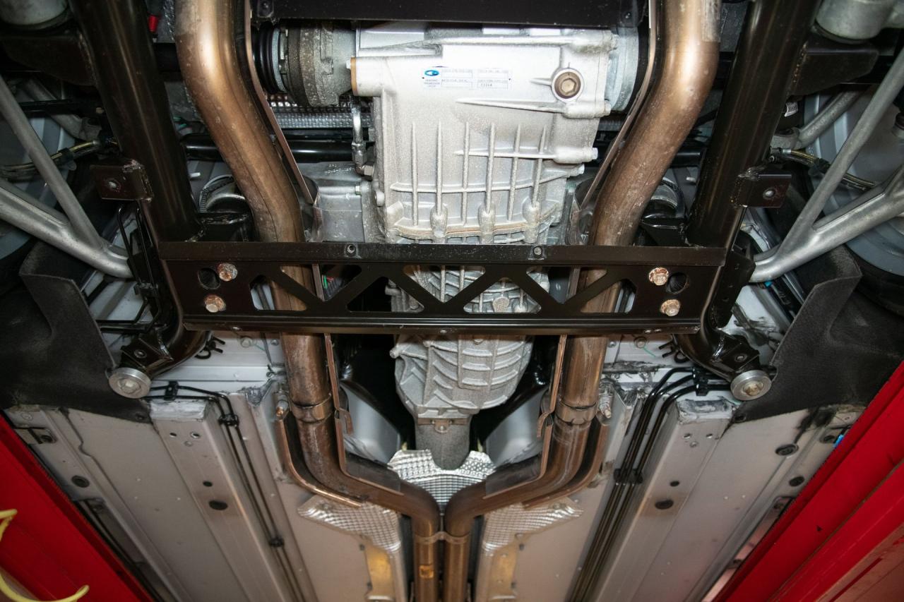 2010 Aston Martin DBS Volante