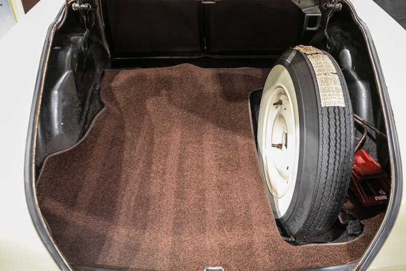 1950 Studebaker CHAMPION BUSINESS COUPE