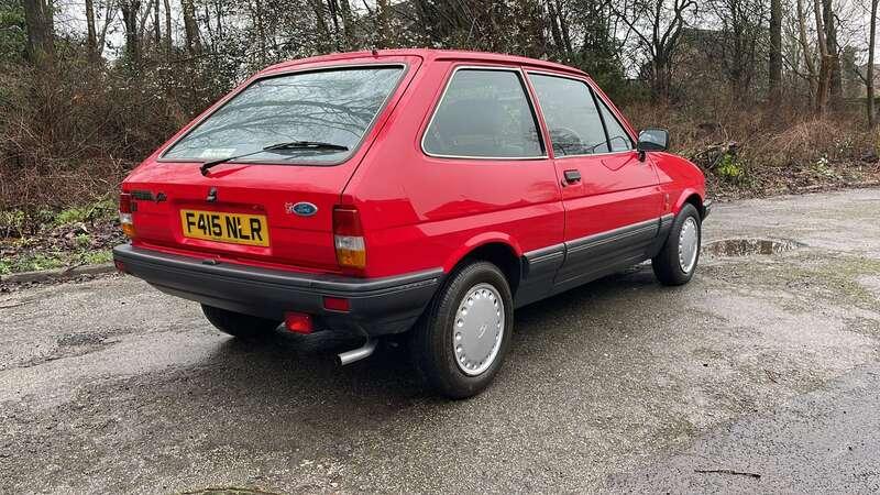 1989 Ford FIESTA GHIA CVT AUTO