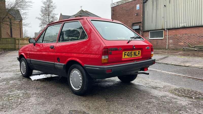 1989 Ford FIESTA GHIA CVT AUTO