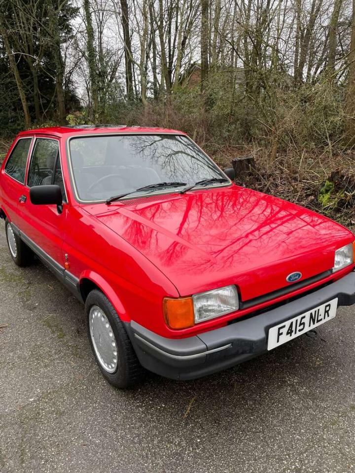 1989 Ford FIESTA GHIA CVT AUTO