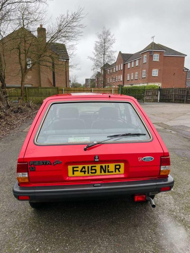 1989 Ford FIESTA GHIA CVT AUTO