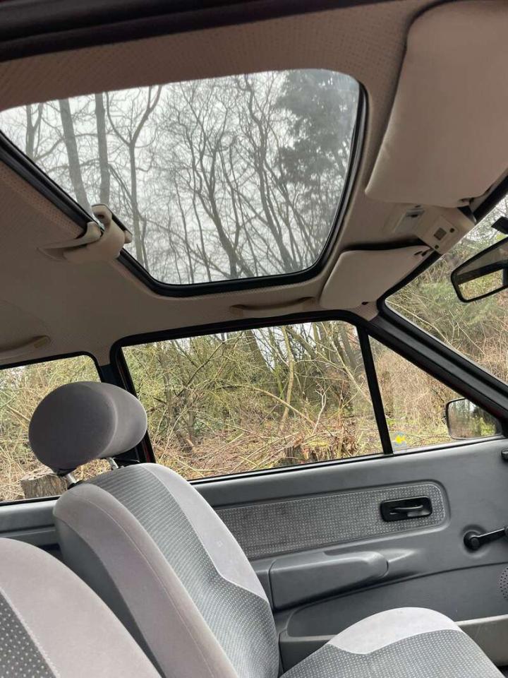 1989 Ford FIESTA GHIA CVT AUTO