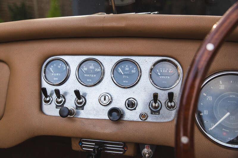 1960 Daimler DART SP250