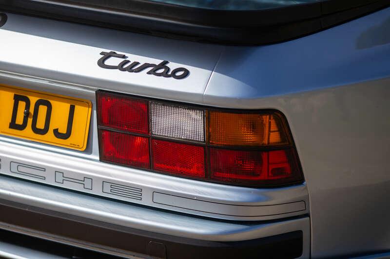 1989 Porsche 944 S2 TURBO