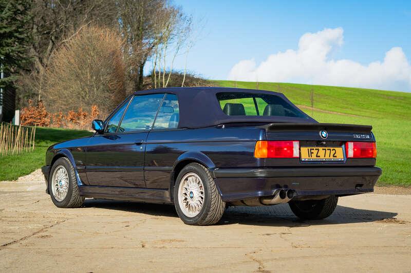 1989 BMW 325I CONVERTIBLE