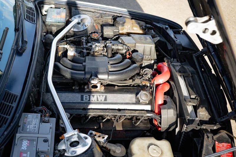 1989 BMW 325I CONVERTIBLE