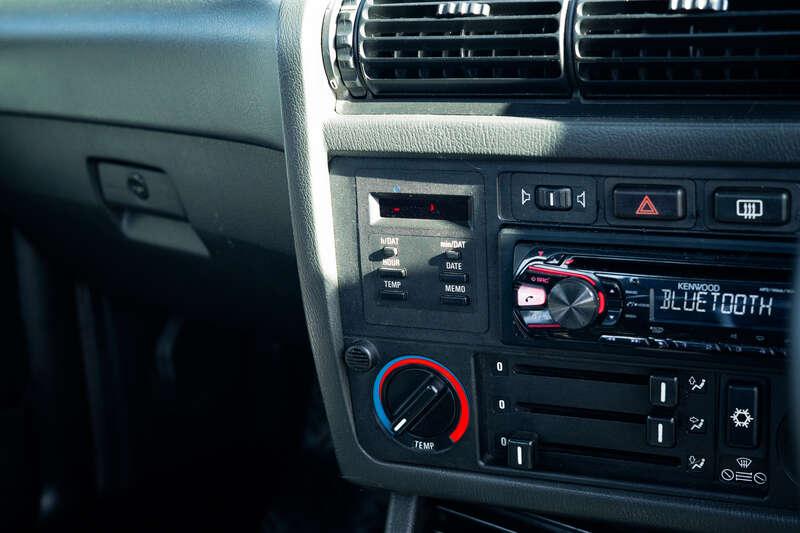 1989 BMW 325I CONVERTIBLE