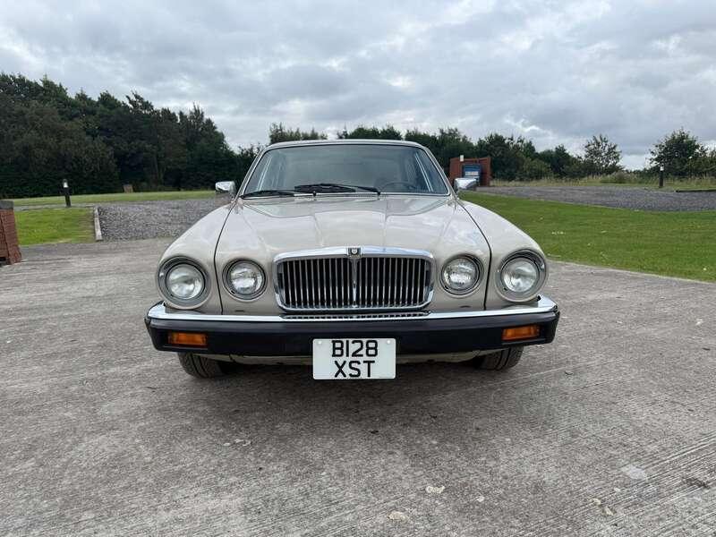 1985 Jaguar XJ6