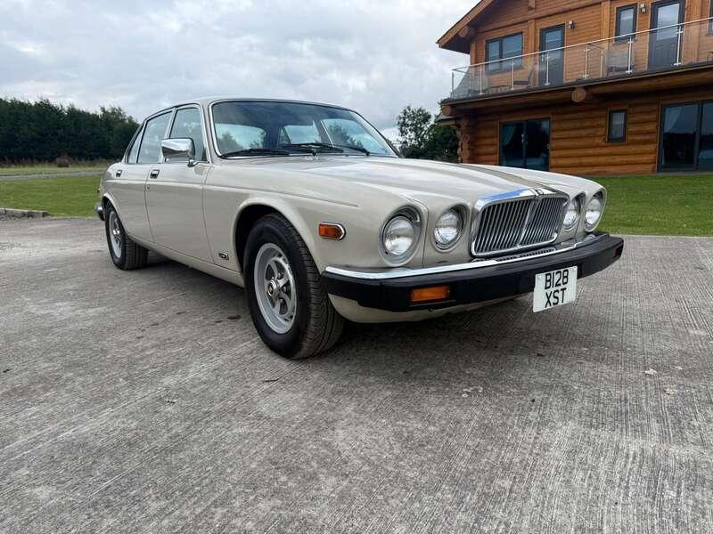1985 Jaguar XJ6