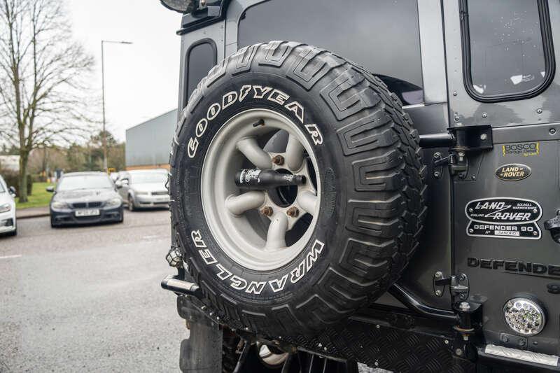 1986 Land Rover Defender 90