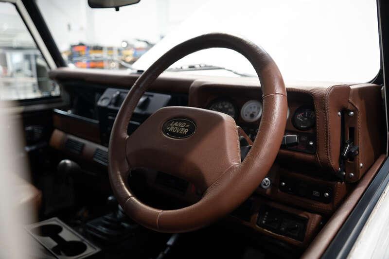 1993 Land Rover DEFENDER 127 DUAL CAB PICK UP