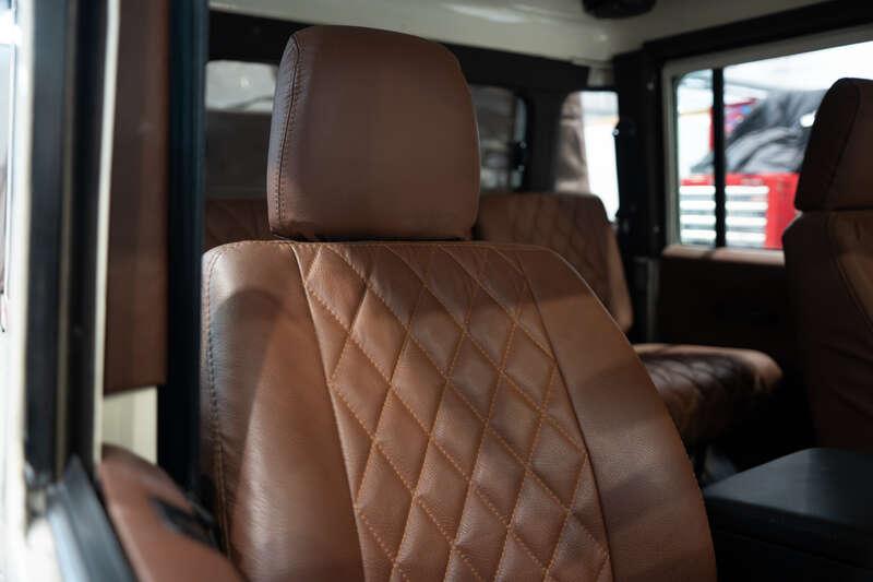 1993 Land Rover DEFENDER 127 DUAL CAB PICK UP