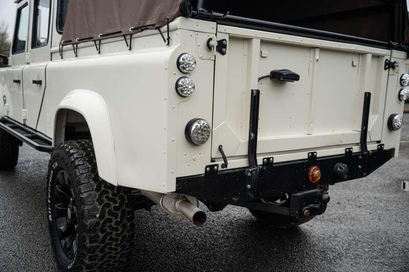 1993 Land Rover DEFENDER 127 DUAL CAB PICK UP