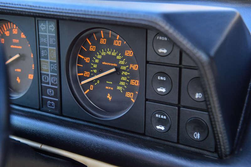 1989 Ferrari MONDIAL 3.2