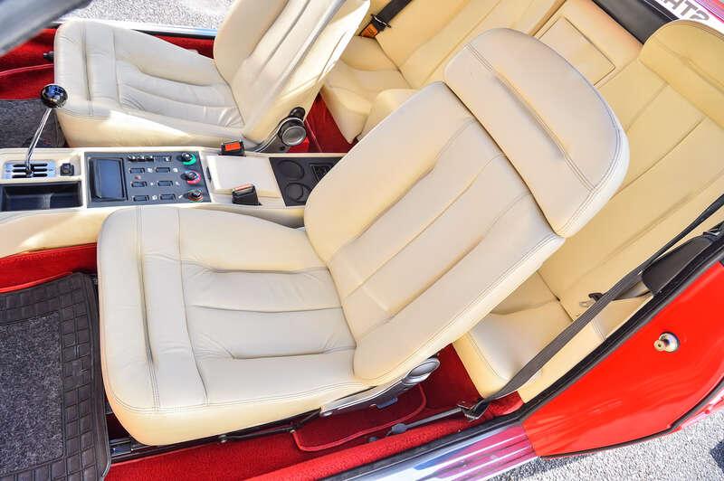 1989 Ferrari MONDIAL 3.2