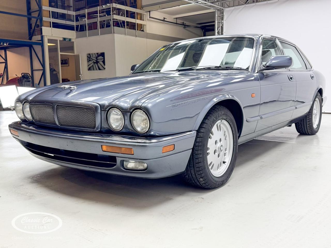 1995 Jaguar XJ6