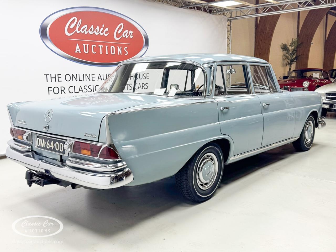1965 Mercedes - Benz 230S
