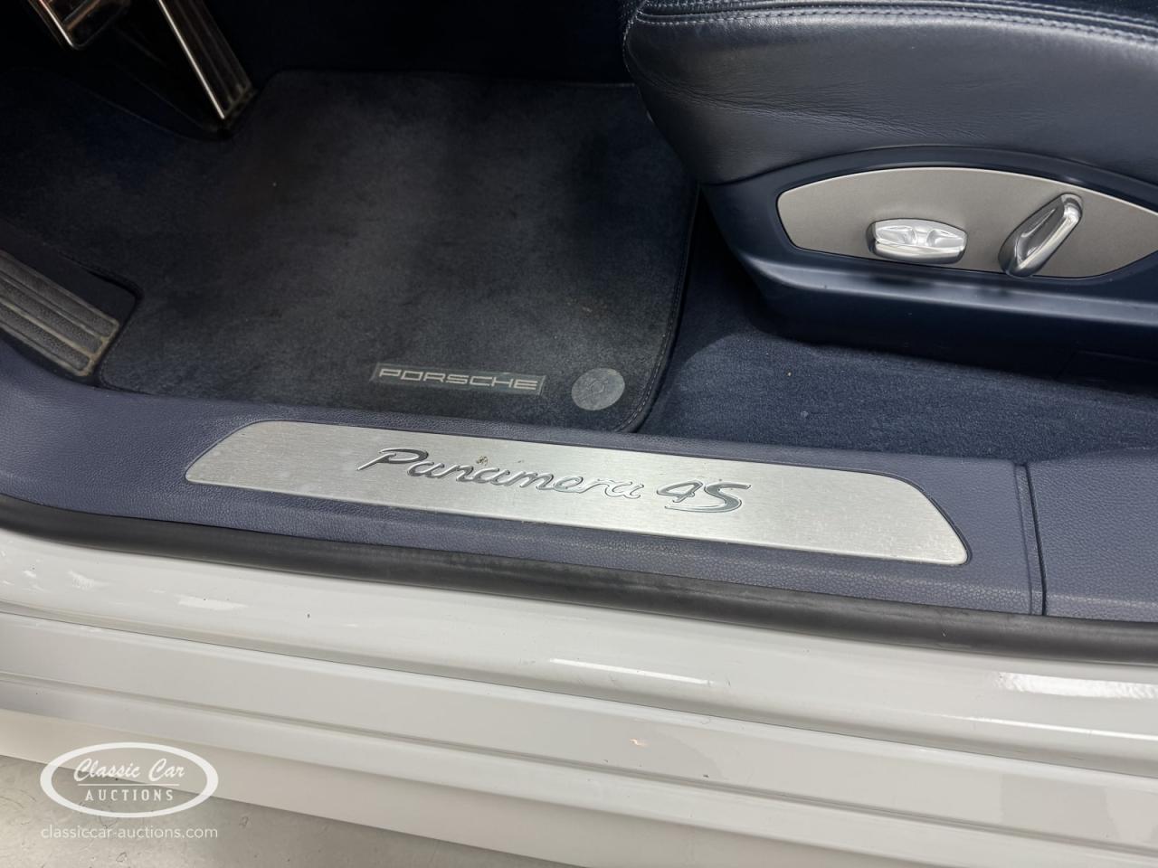 2010 Porsche Panamera