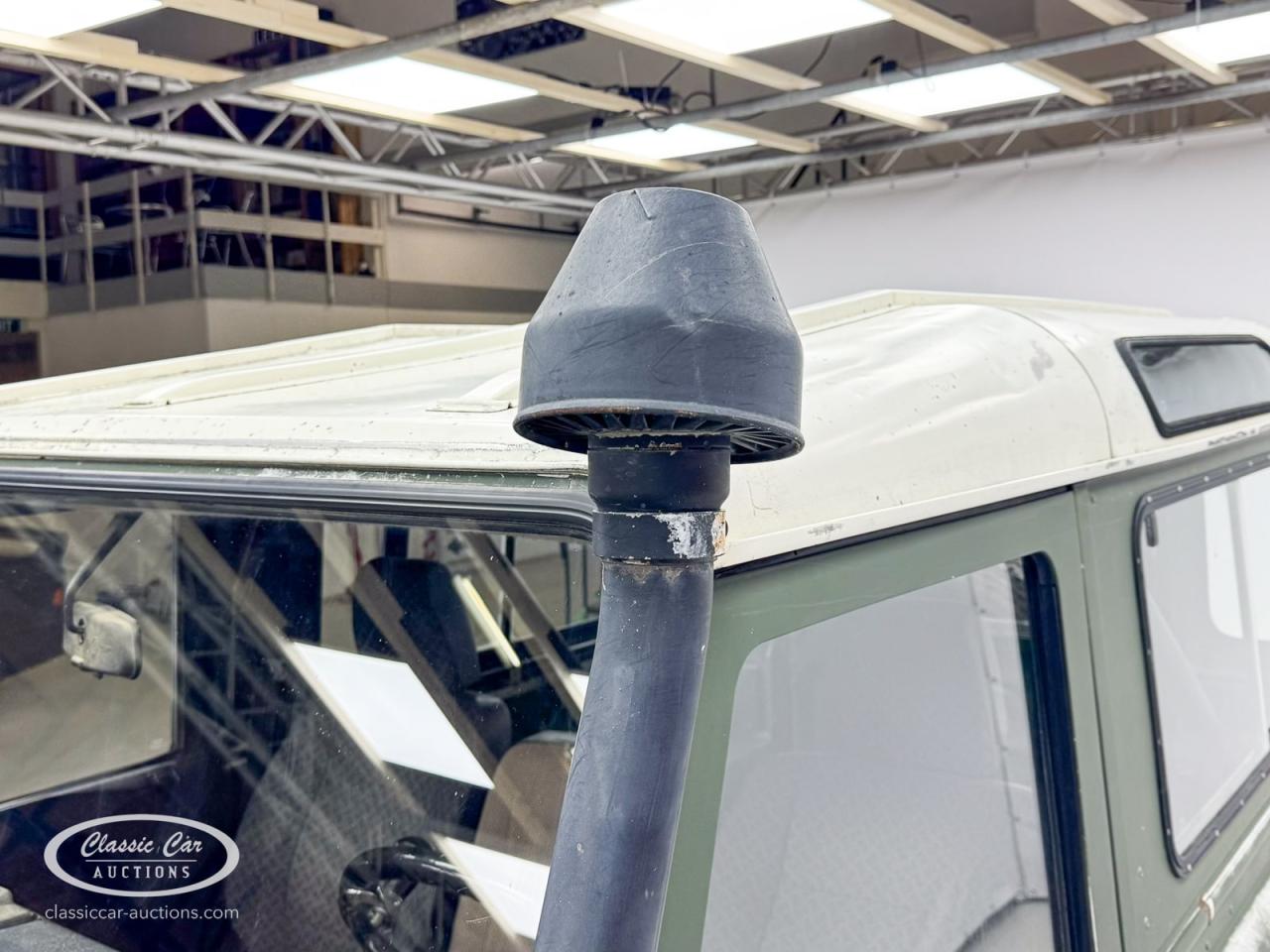 1987 Land Rover Defender