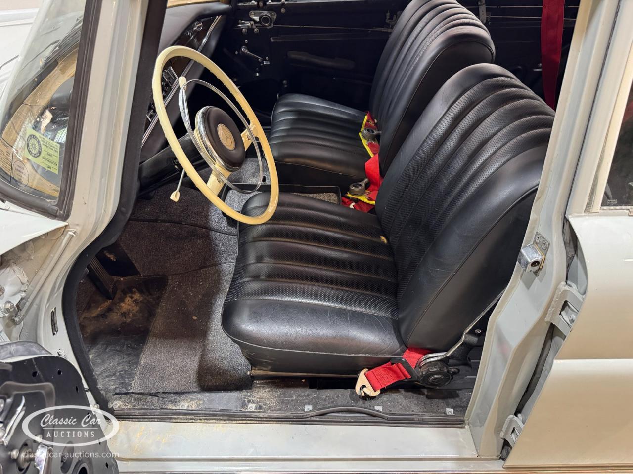 1960 Mercedes - Benz 220 SE