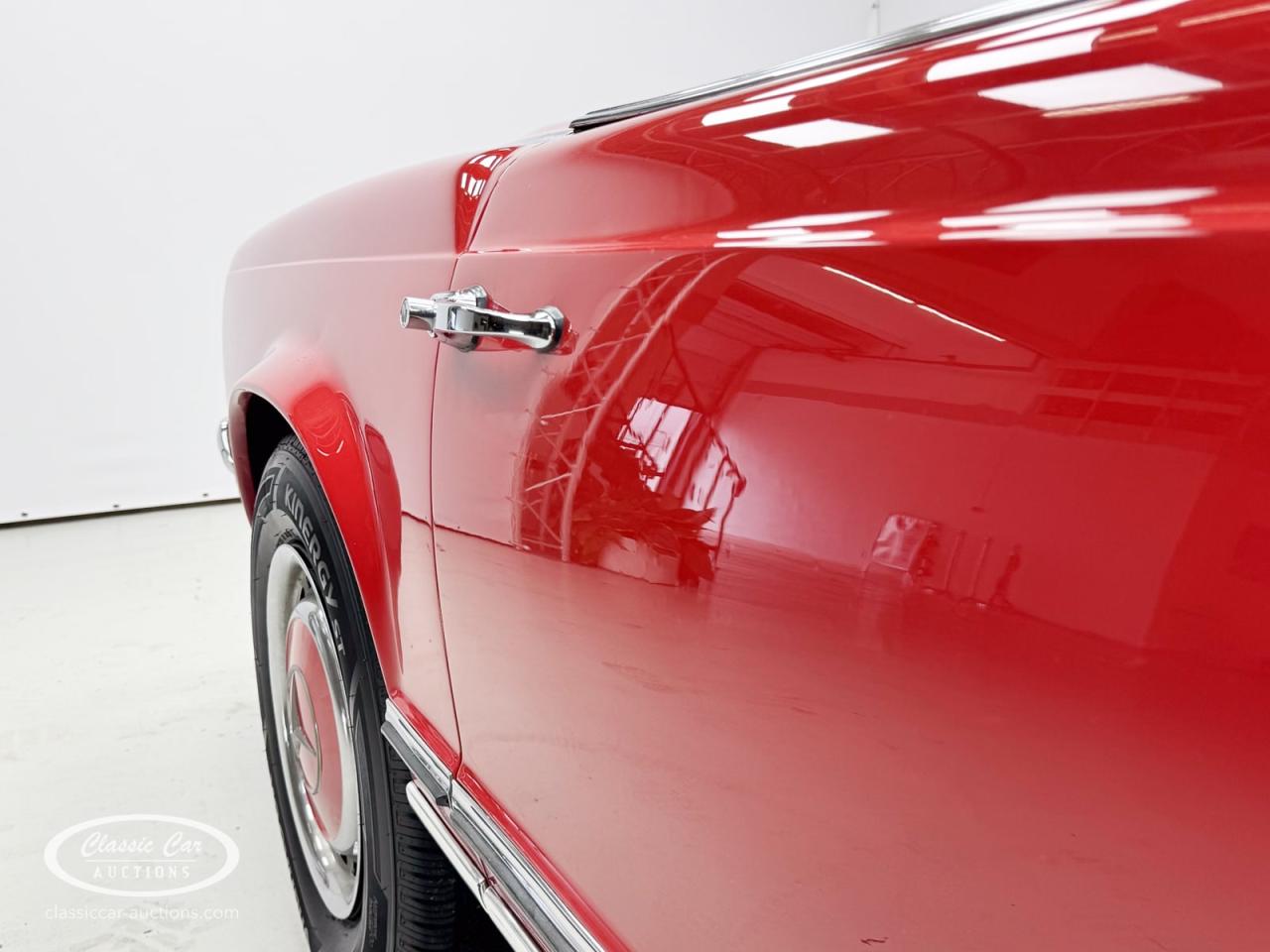 1968 Mercedes - Benz 280 SL