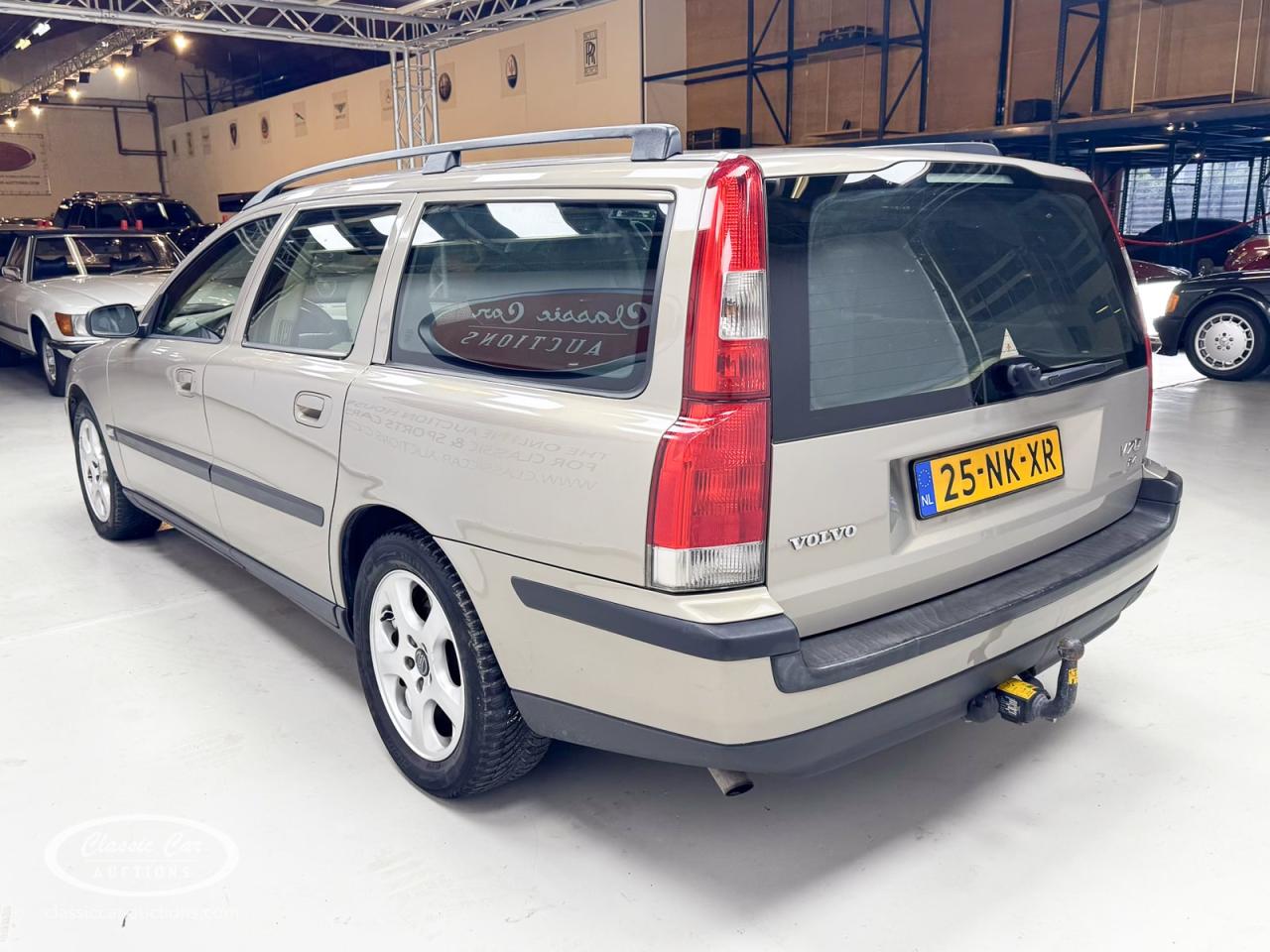 2003 Volvo V70
